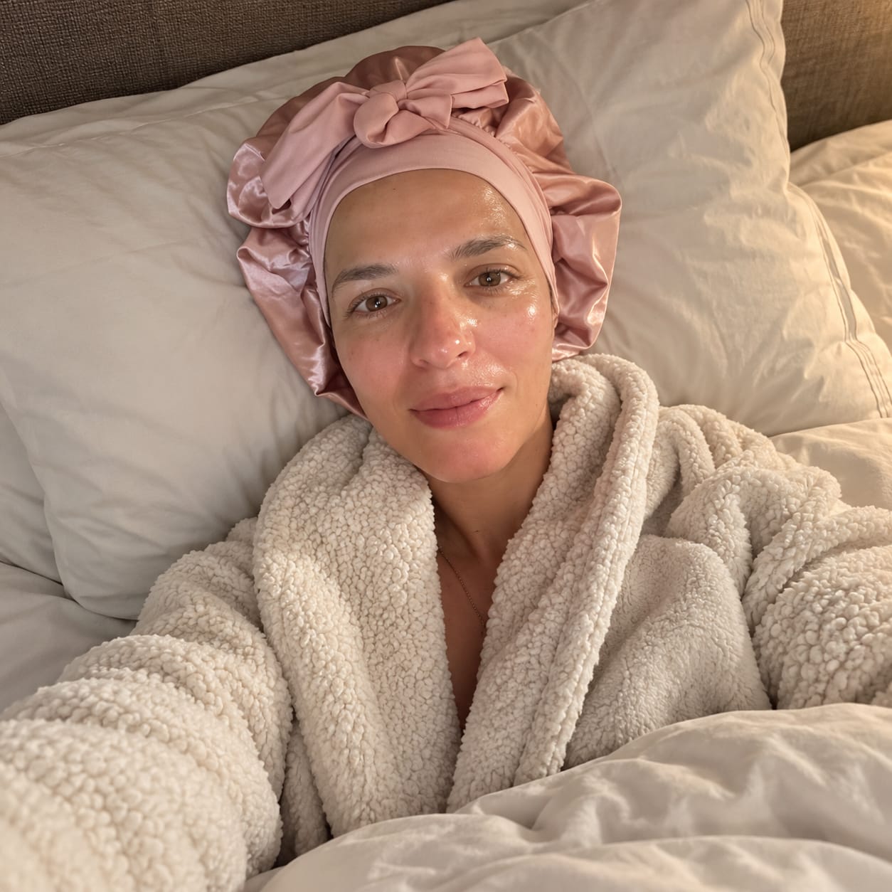 Customer photo review of Collagen Night Wrapping Mask