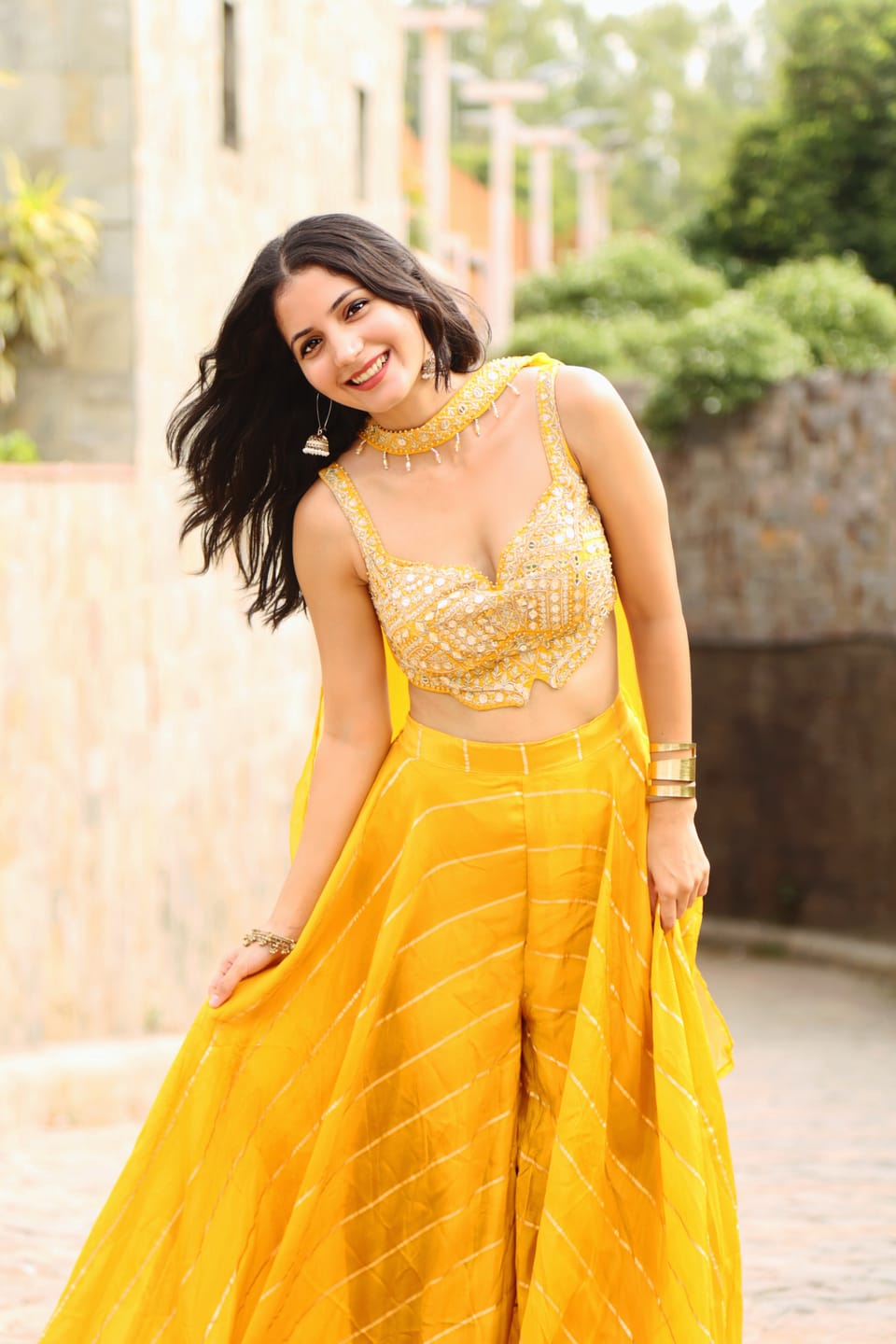 Customer photo review of Jhoom Sunflower Fusion Set