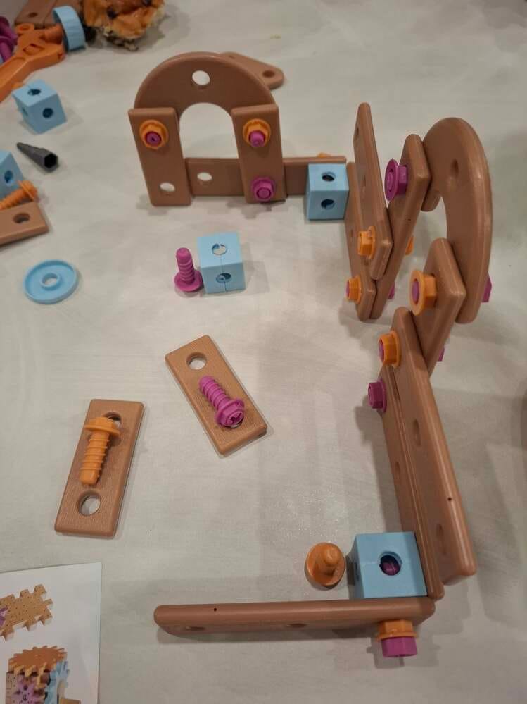 Customer photo review of Byggly™ – Förstå hur saker fungerar, utan skärmen