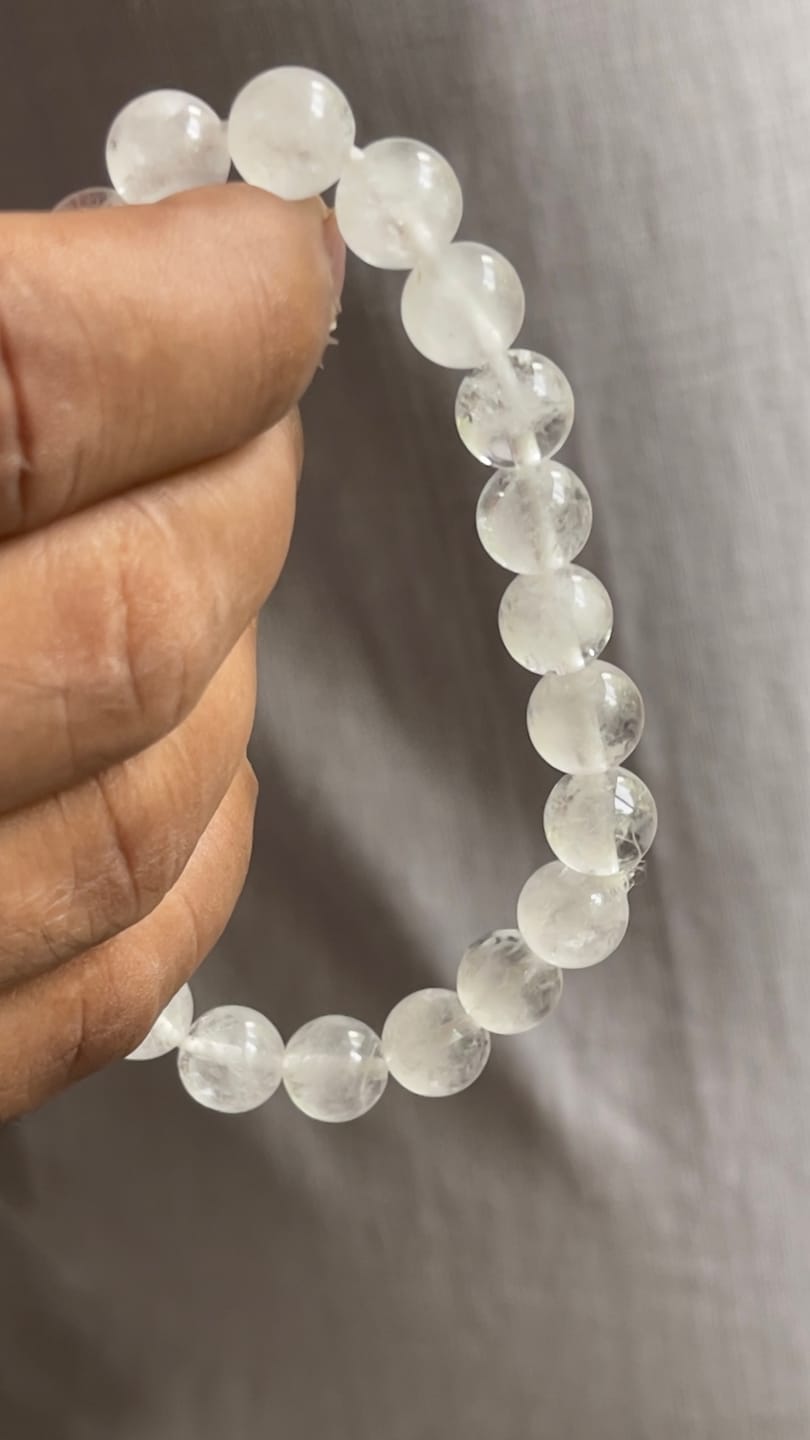 Customer photo review of Natural Clear Quartz Crystal Bracelet | Vastu Remedy for Meditation & Focus | 8 mm Beads