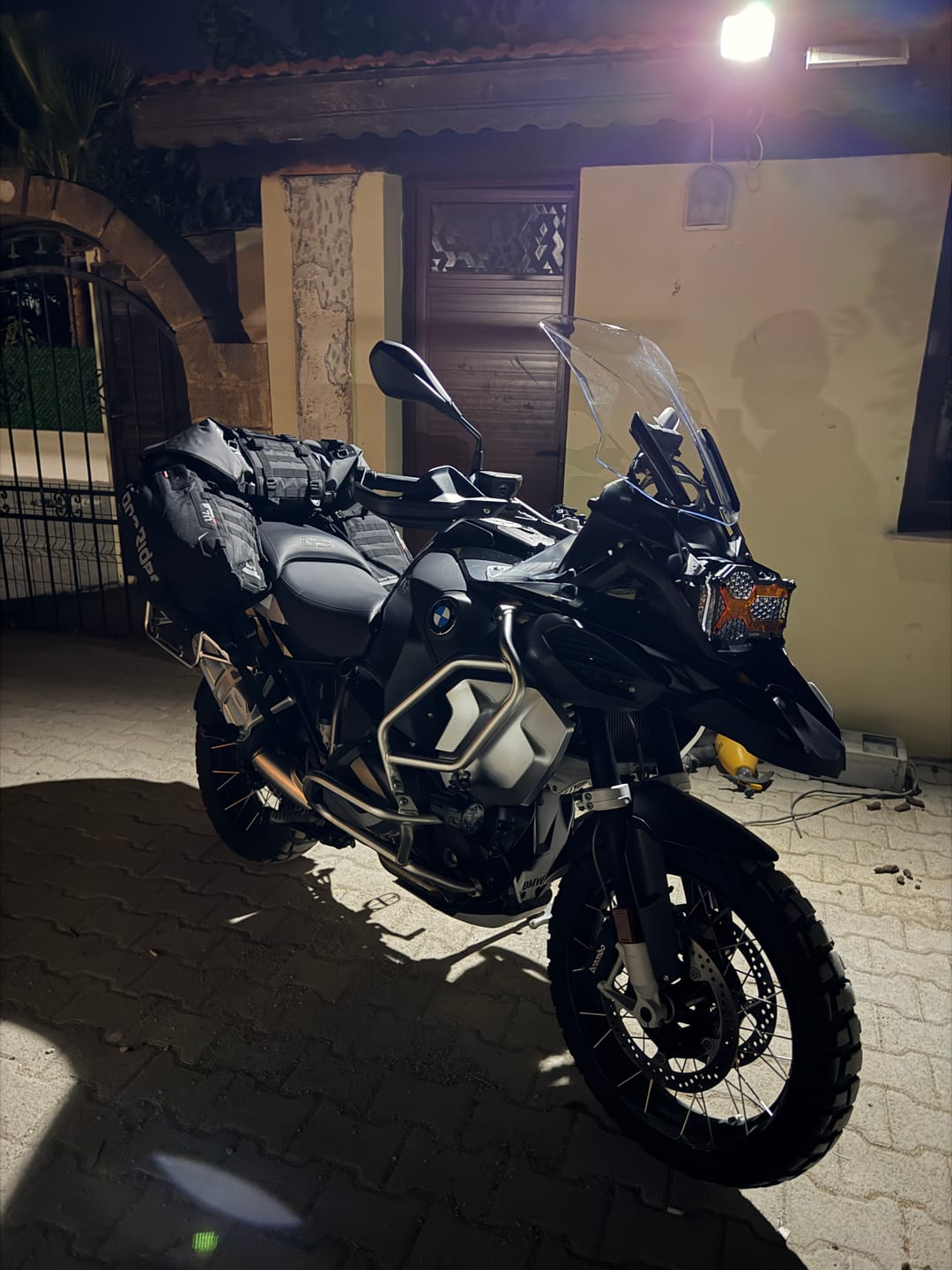 Customer photo review of ADVBags 70 – Rackless Saddle Bags