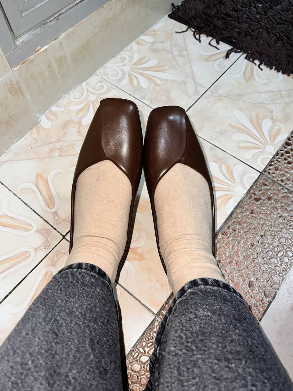 Customer photo review of Tulip Flats & Ballerinas In Coffee