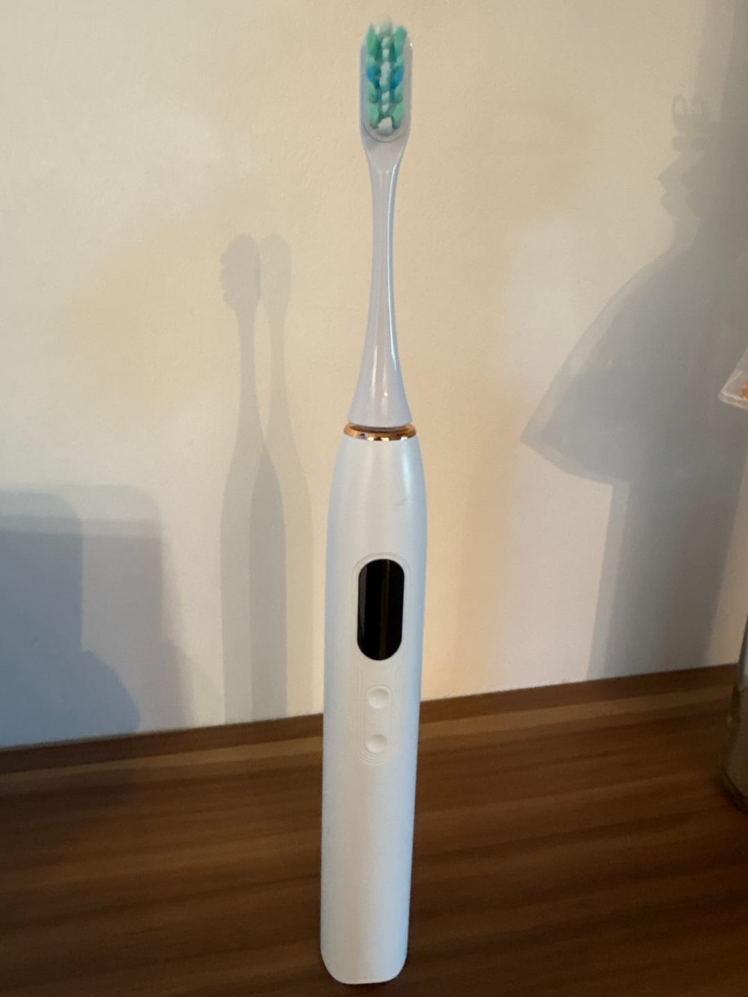 Customer photo review of Oryzom ProSonic V1 – Professionelle Zahnreinigung mit Schalltechnologie für glattere Zähne und optimale Mundhygiene