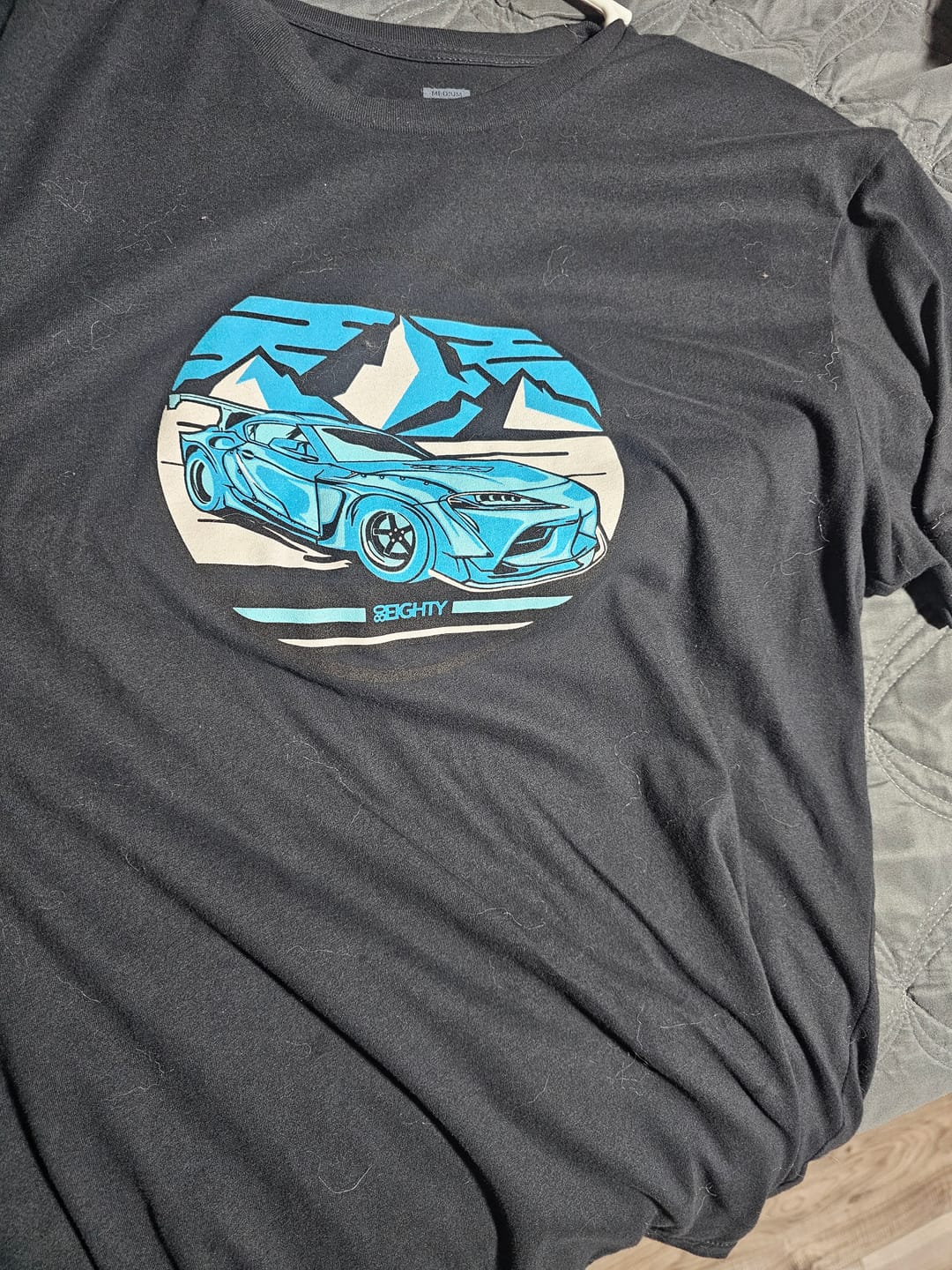 Customer photo review of 80Eighty® Mystery Shirt