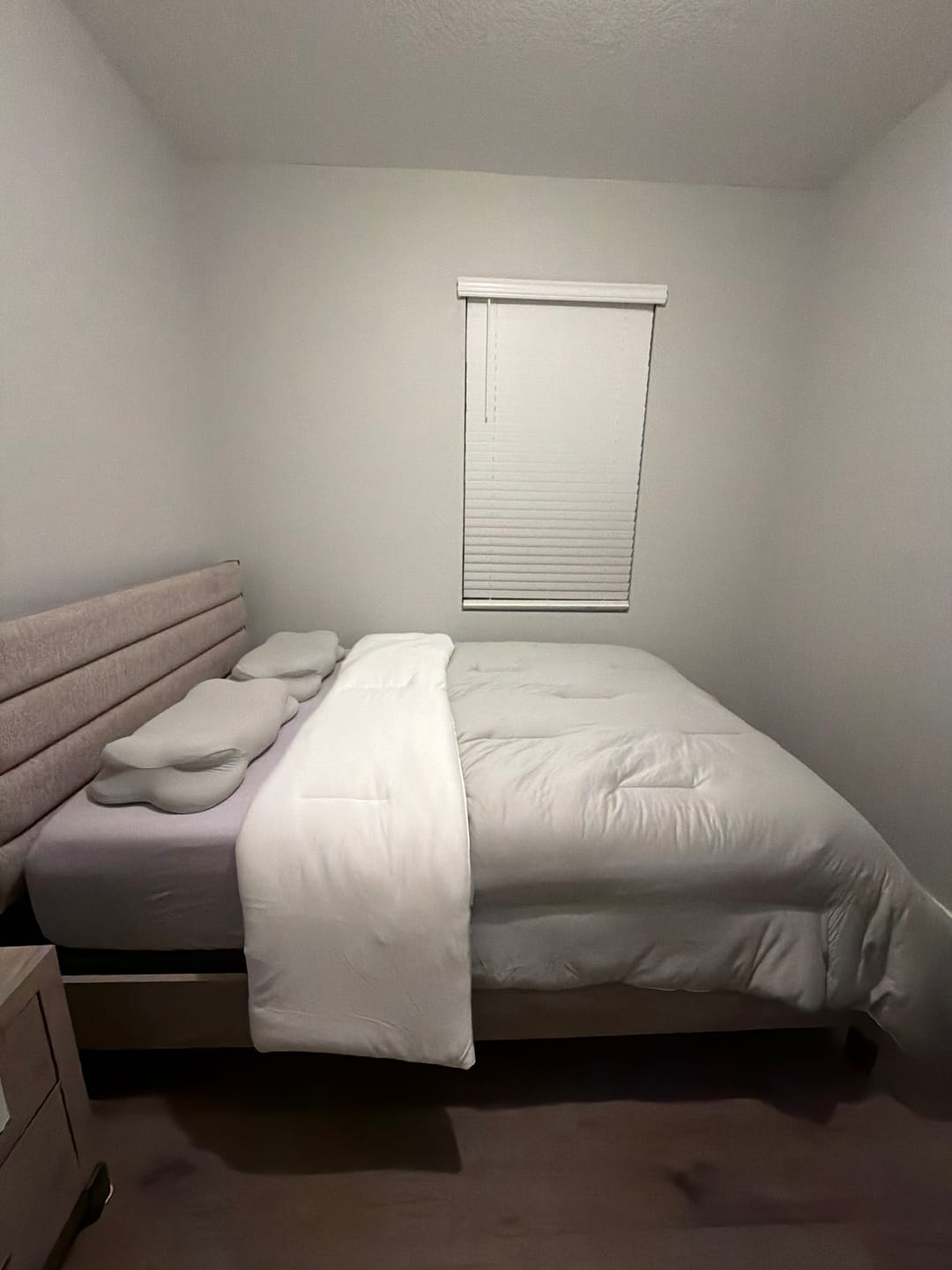 Customer photo review of MarshMellow Comforter