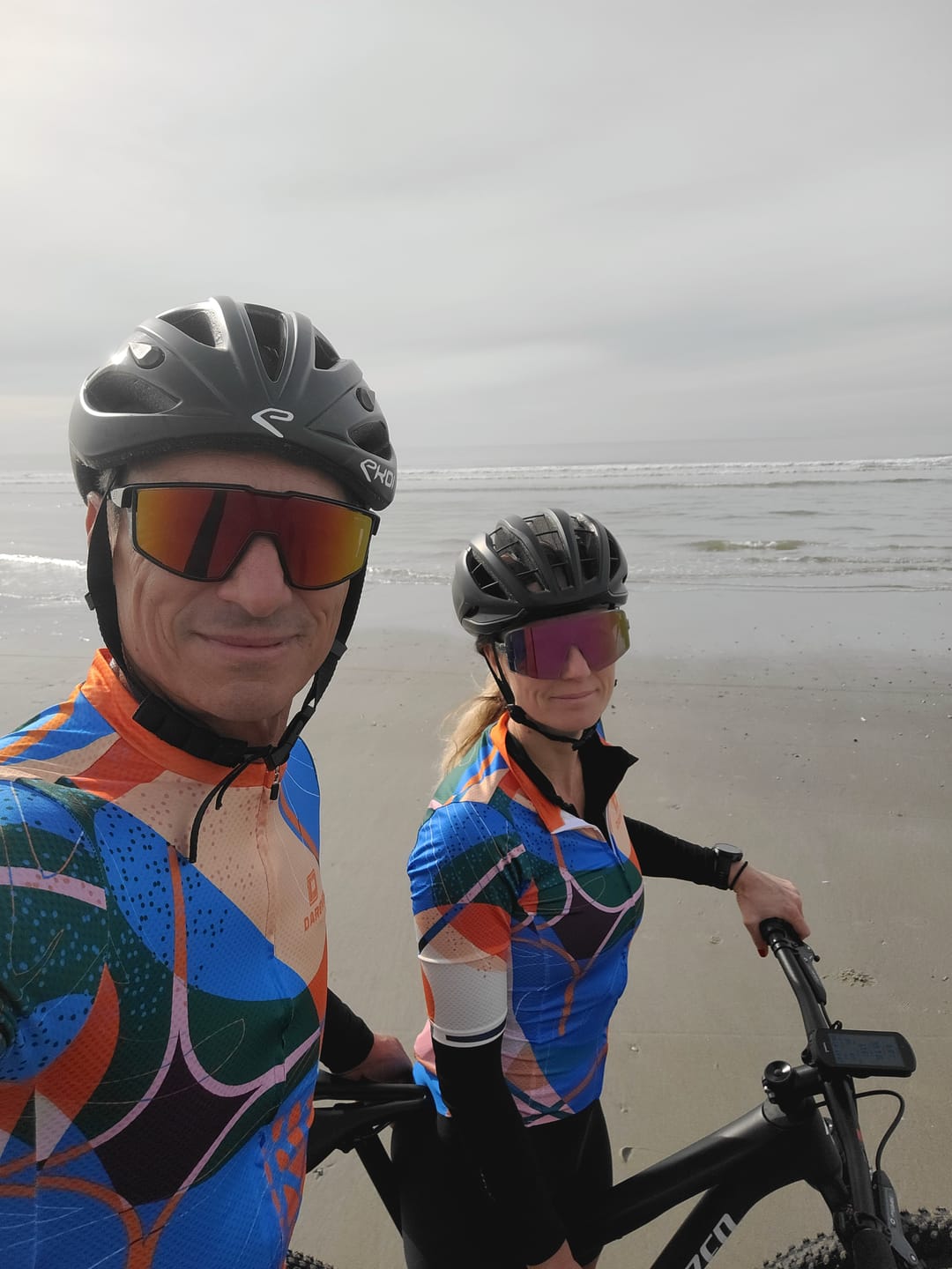 Customer photo review of MOMENTUM JERSEY