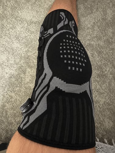 Customer photo review of MoveBrio - Rodillera Ajustable