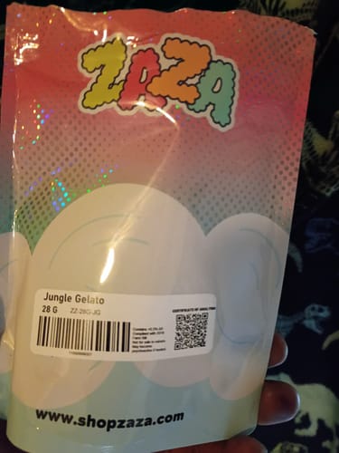 Customer's ZAZA Jungle Gelato packaging held in a hand