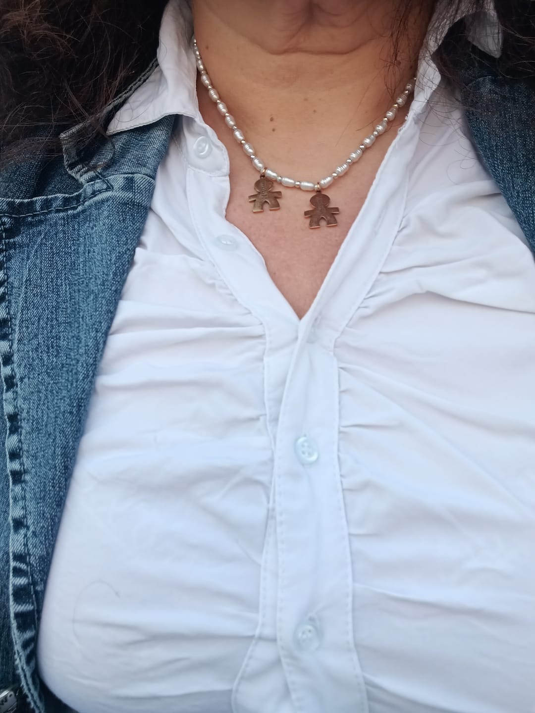 Customer photo review of Girocollo perline con bambini e incisione