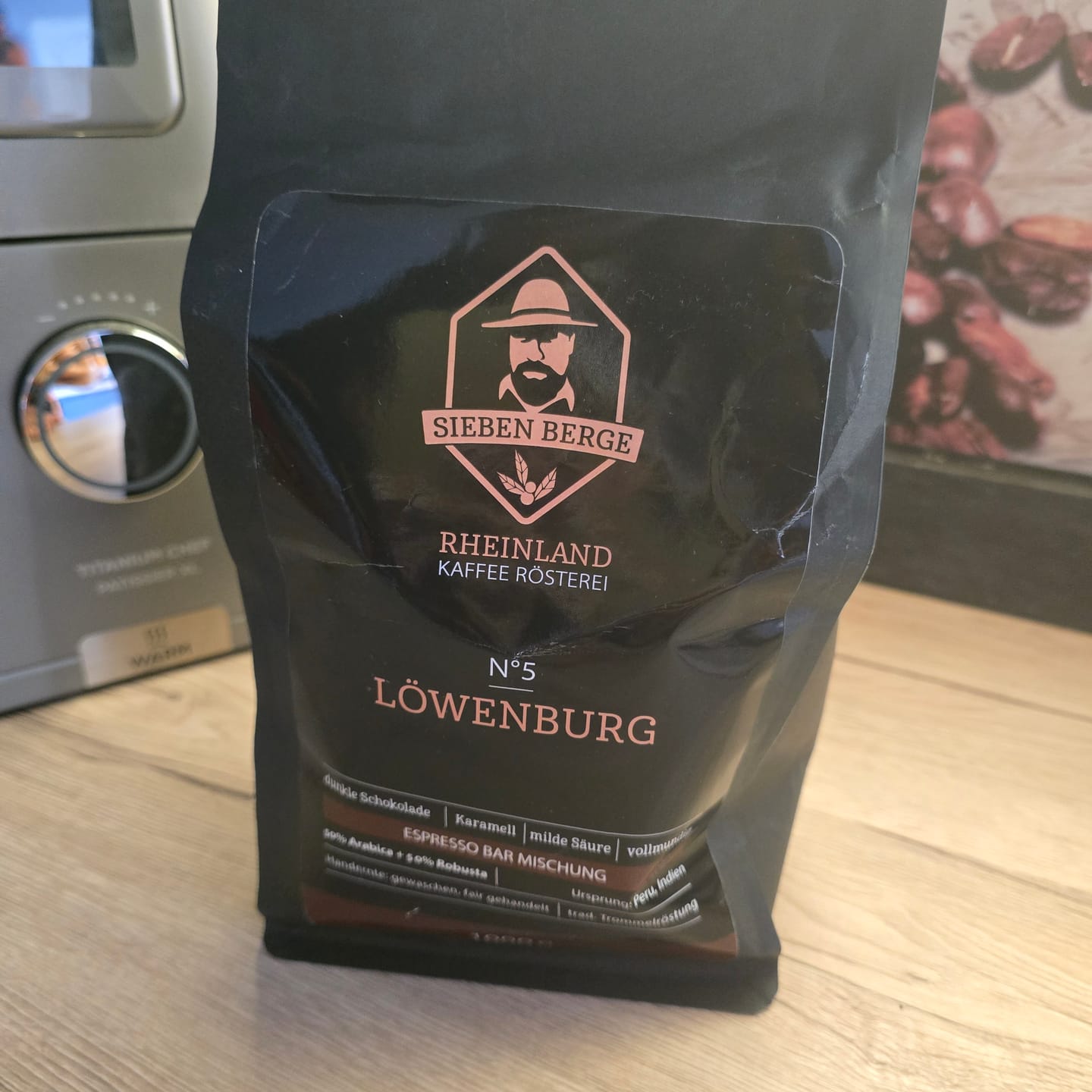 Customer photo review of N°5 Löwenburg – Kraftvolle Intensität mit samtiger Crema – Espresso Bar Mischung