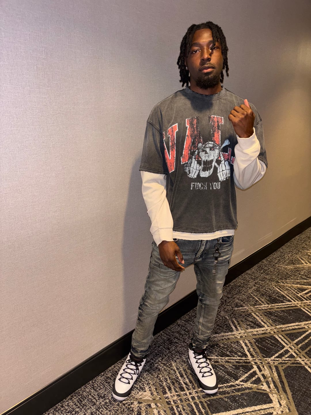 Customer photo review of Vale Forever Big Brother L/S Tee Black