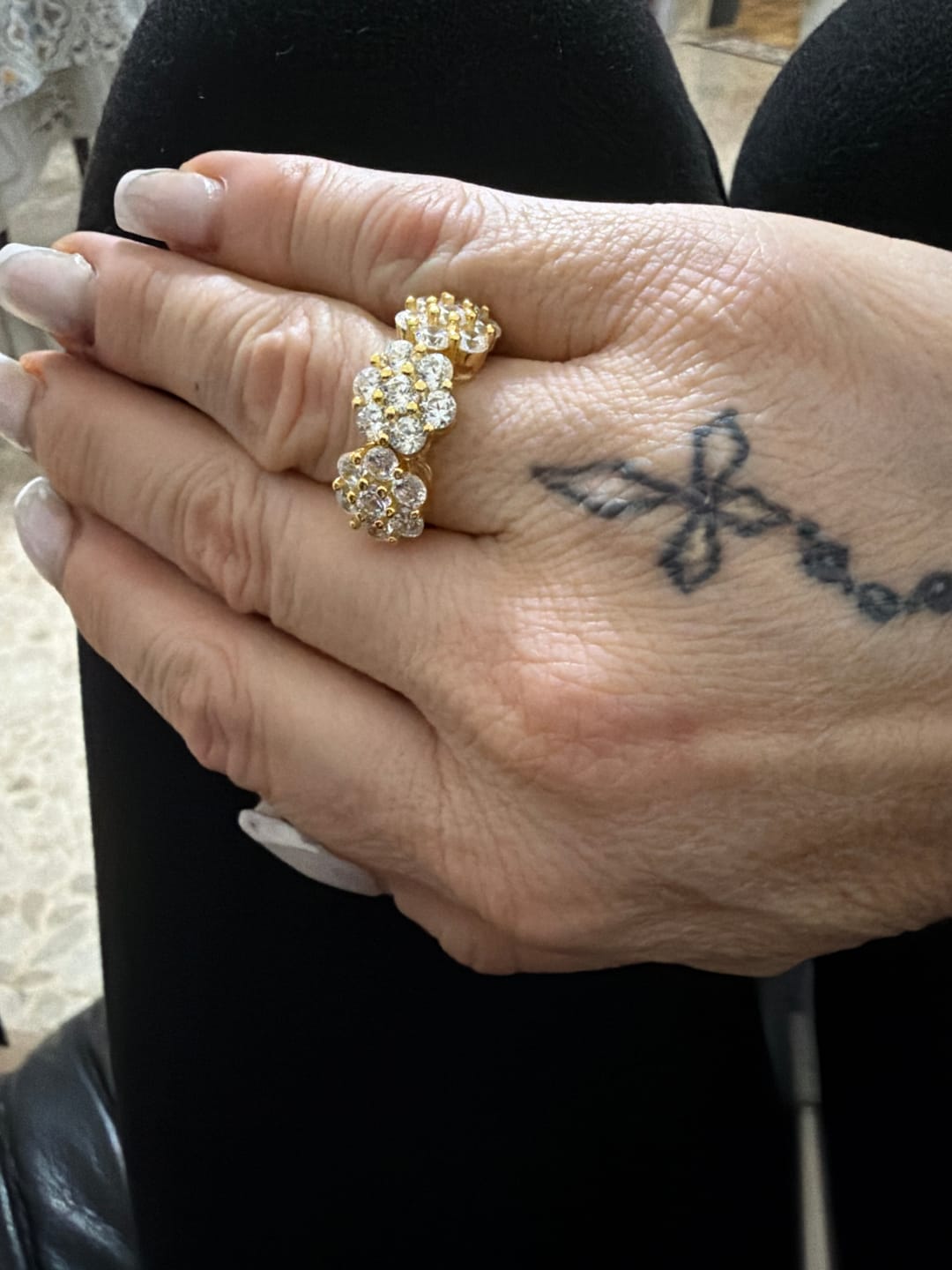 Customer photo review of Anello Trilogy Fiore Magic