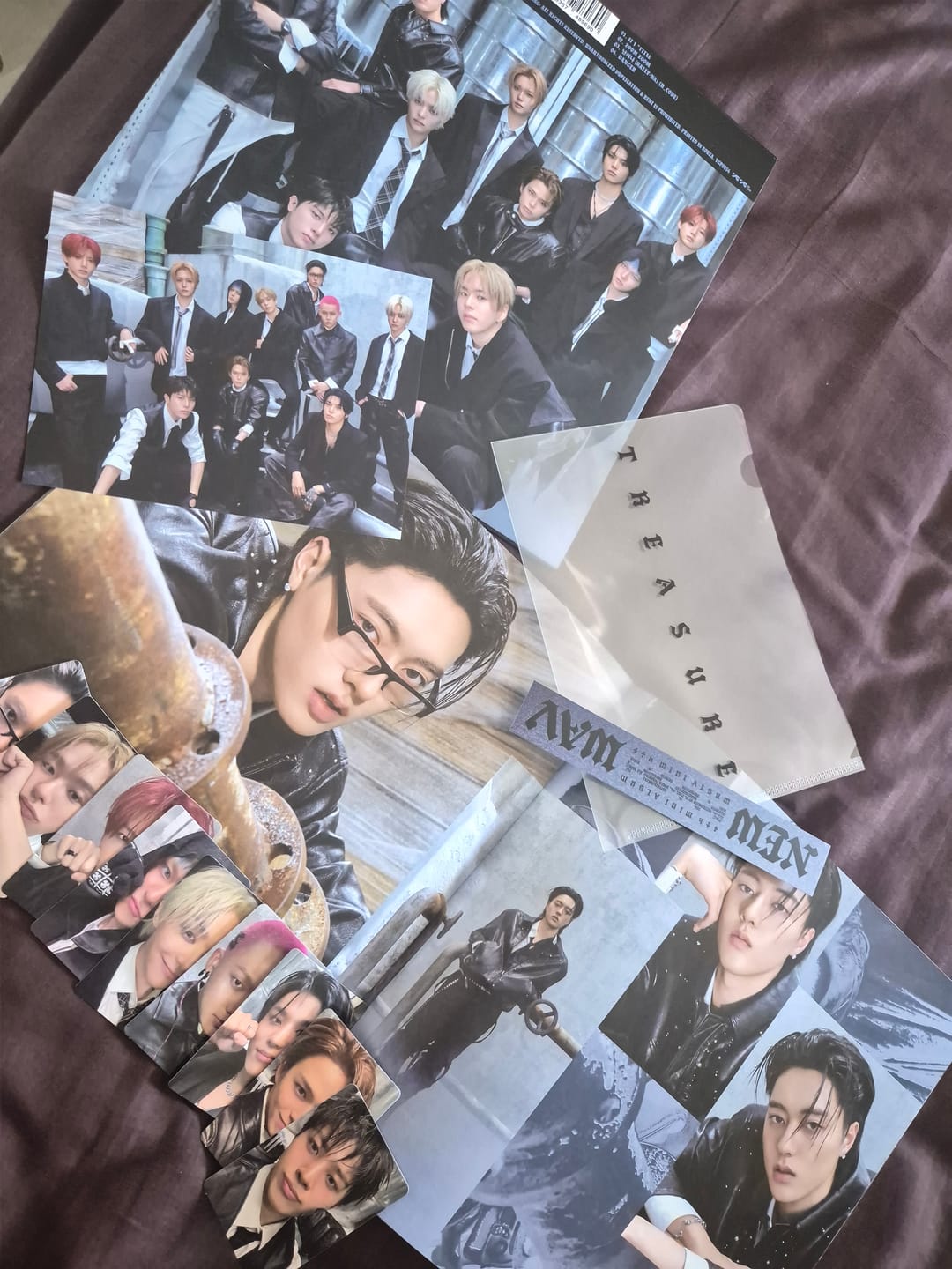 Customer photo review of TREASURE - 4th Mini Album NEW WAV