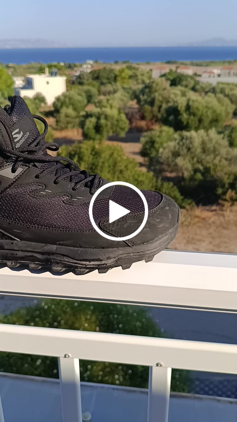 Customer video review of Aspen - Wide Toe Sneakers
