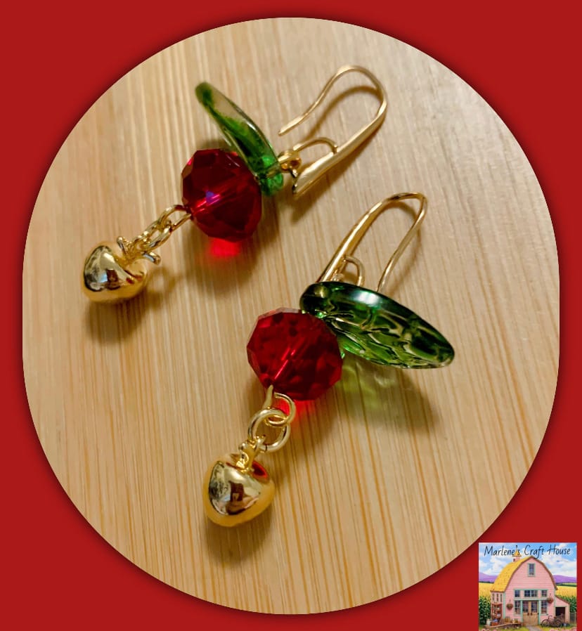 Customer photo review of 18K Gold Apple Charm Pair in Ginger Gold