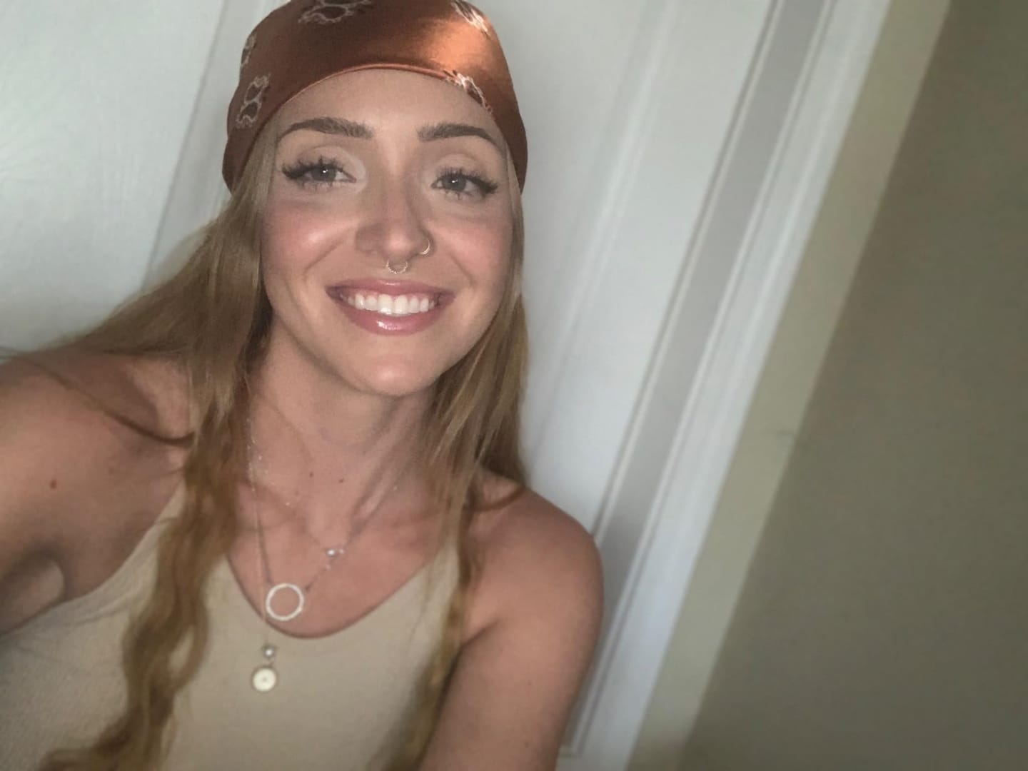 Customer photo review of Organix™ - Instant Puffy Under Eye Bag Remover Cream
