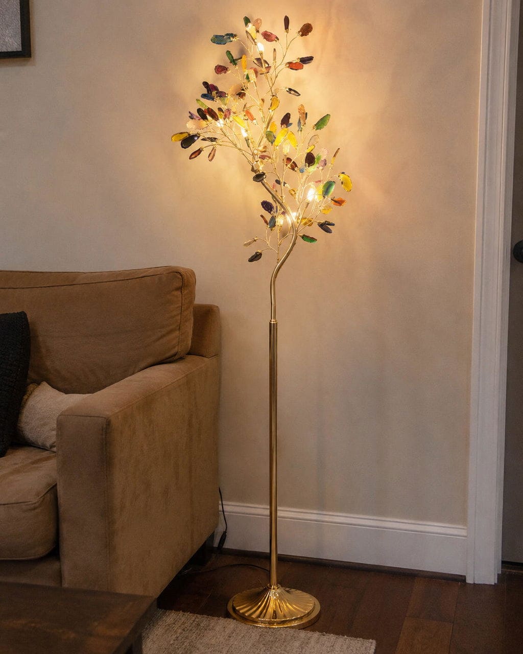 Customer photo review of Stone Floor Lamp, Hand-Cut Agate Slices, Branch Frame, 175 cm, Plug In