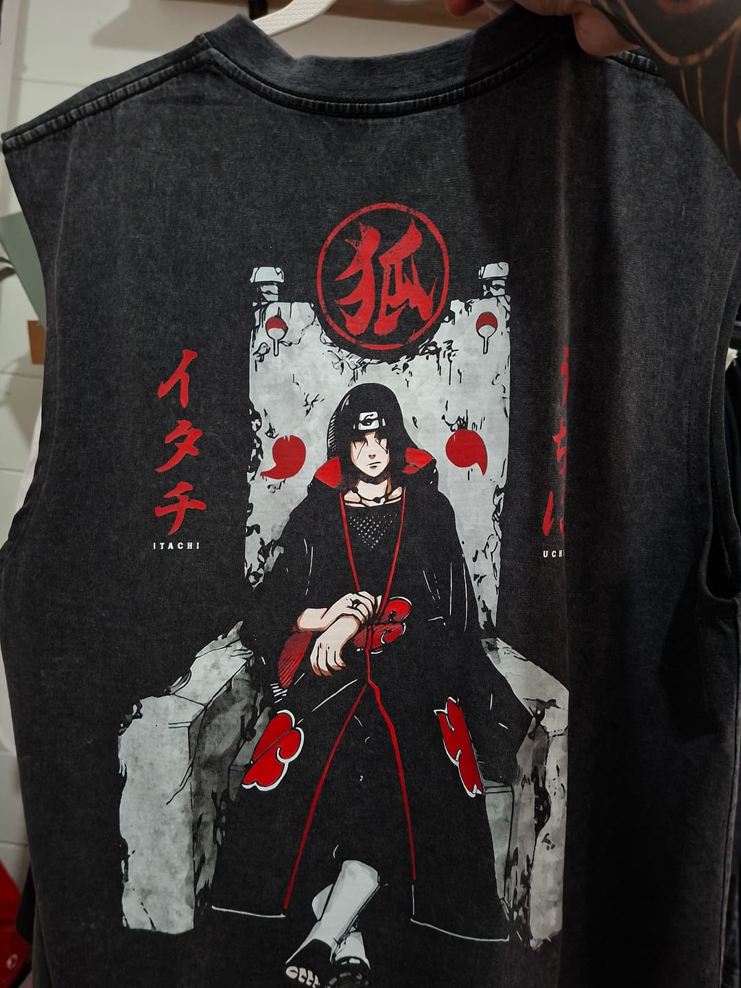 Customer photo review of Camisa Tank Top Uchiha Itachi - Naruto