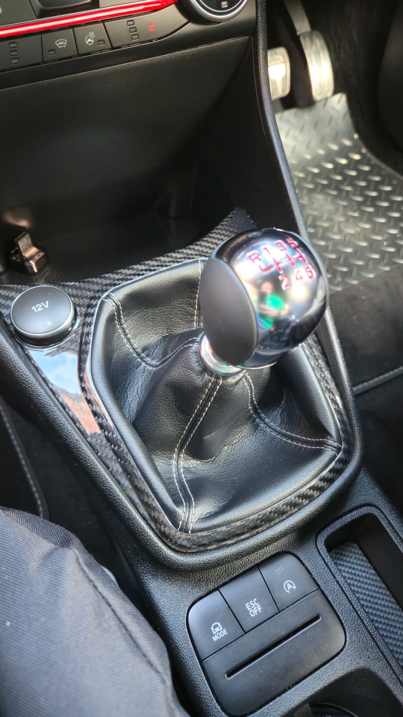 Customer photo review of Mk8/8.5 Fiesta Real Carbon Fibre Centre Console Trim