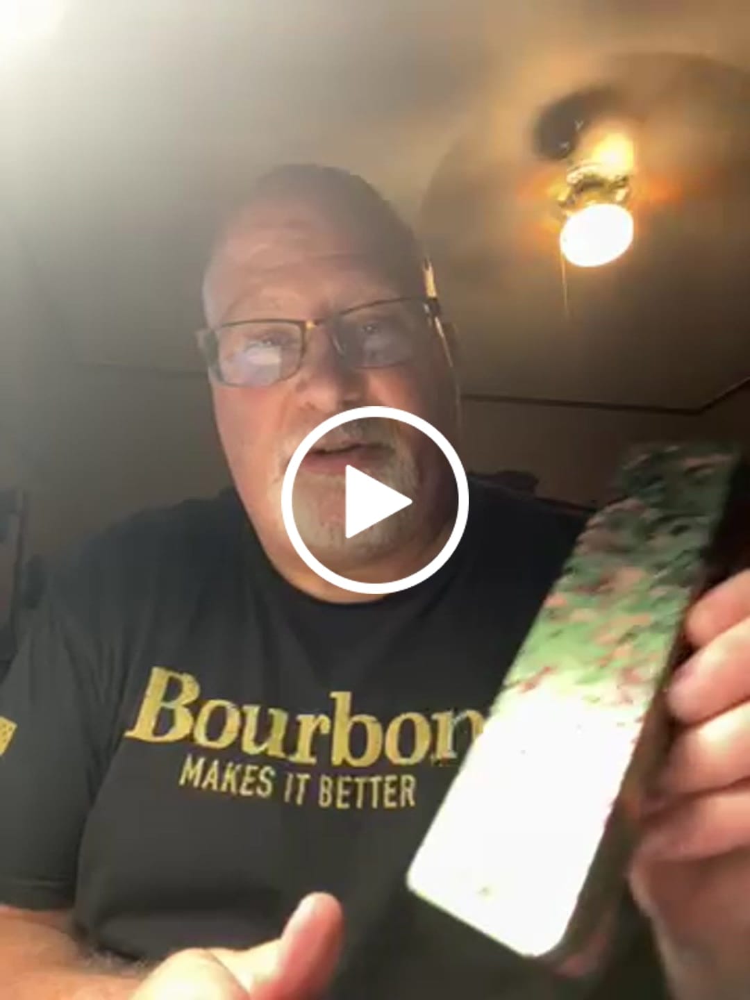 Customer video review of Weekly Case