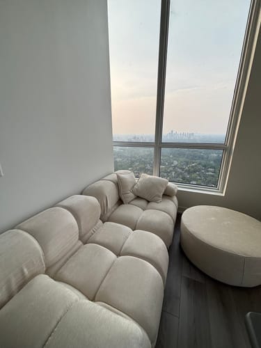 Customer photo review of C8 Round Pouf Ottoman
