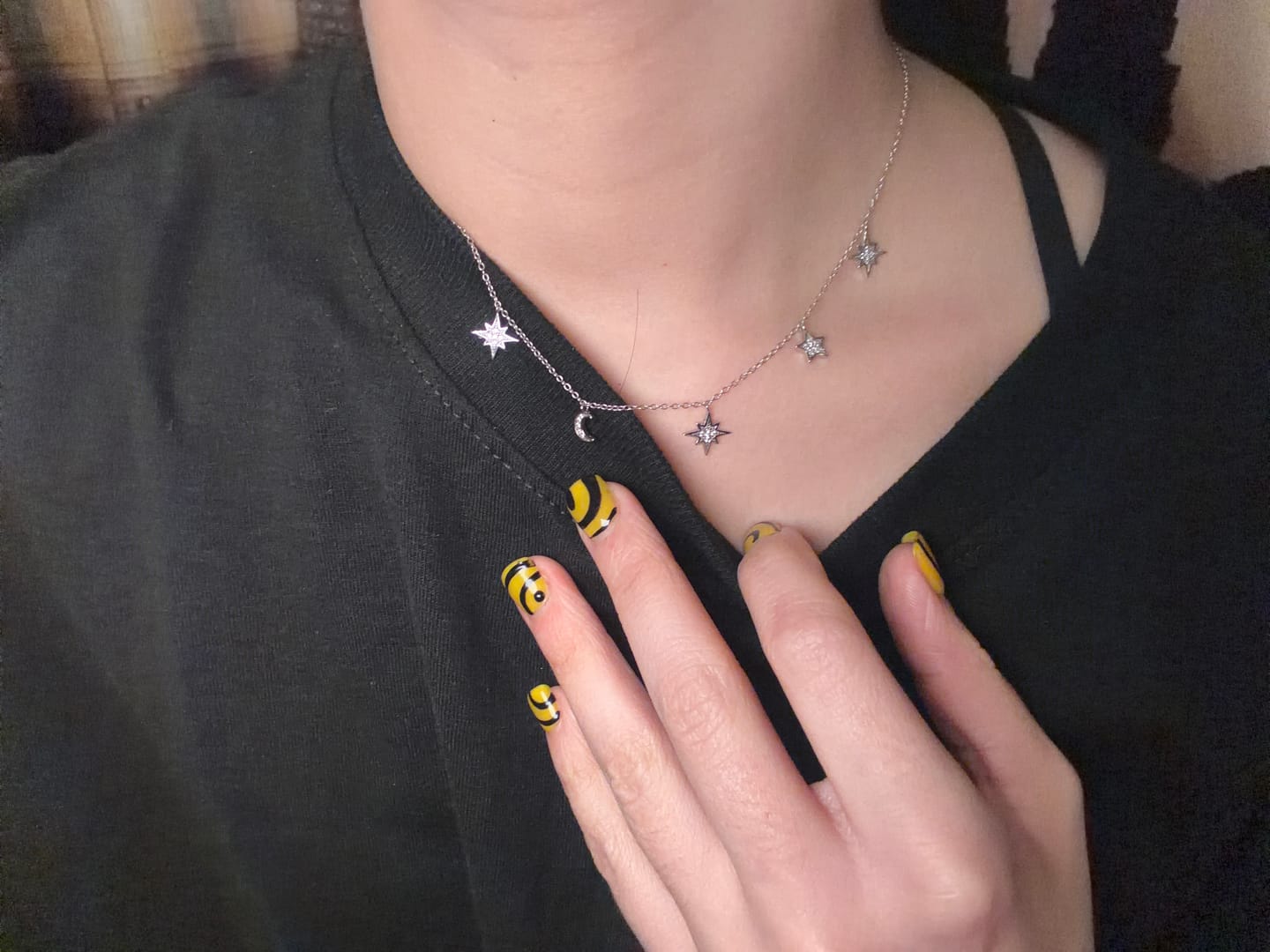 Customer photo review of Collar Estrellas y Luna Con Zirconias