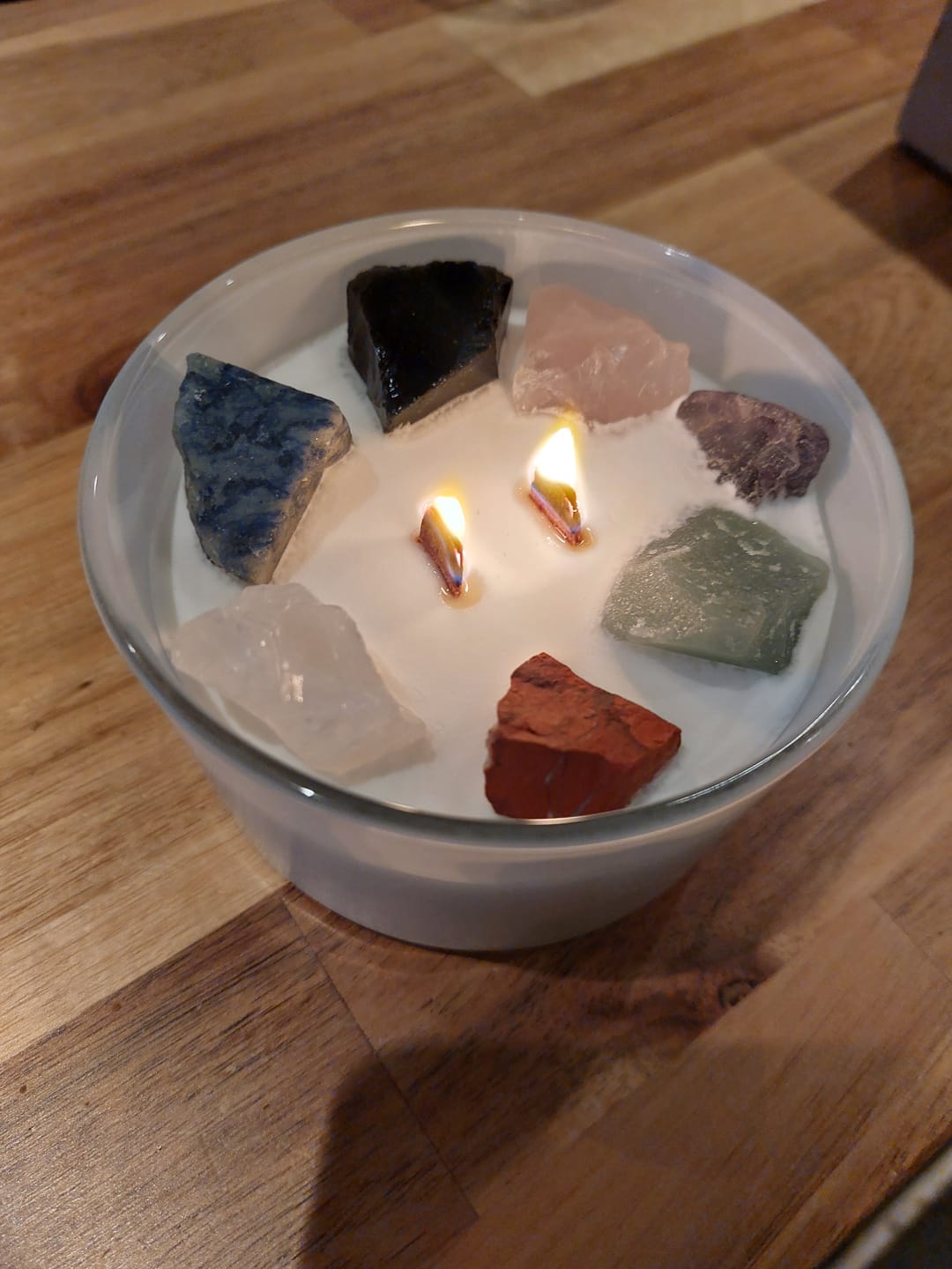 Customer photo review of Chakra Kristallkerze Sieben Chakra mit echten Edelsteinen