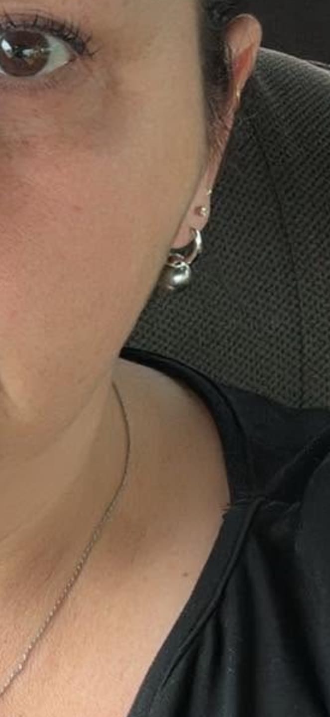 Customer photo review of NATALIE - Tahitian Black Pearl Hoop Earrings