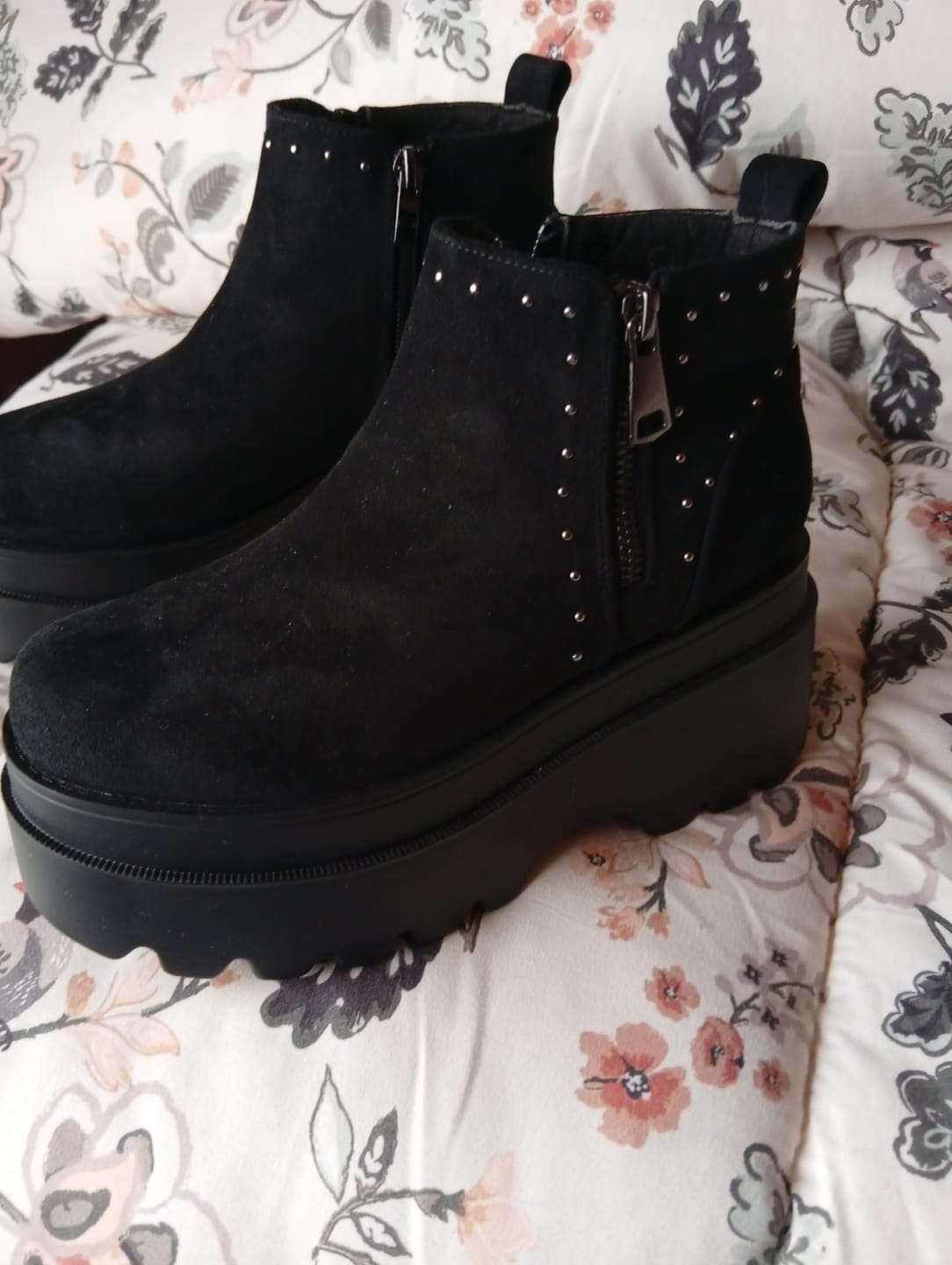 Customer photo review of Botín Negro Mujer 13523
