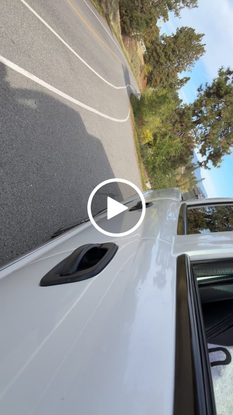 Customer video review of 2001-2007 Duramax 5" Down Pipe Back Exhaust - No Muffler (S60200PLM)