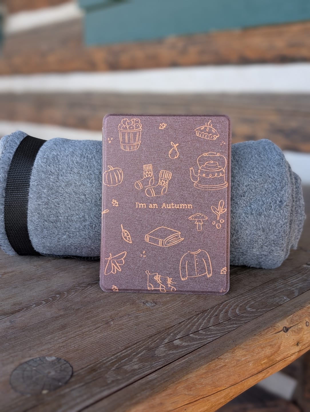 Customer photo review of I'm An Autumn - Kindle Case