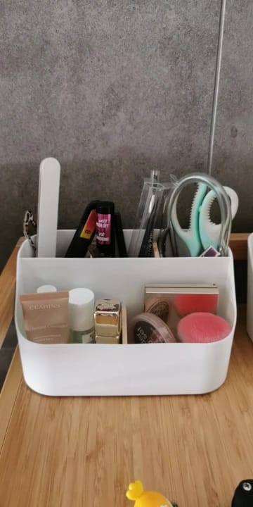 Customer photo review of Divided Makeup Organizer