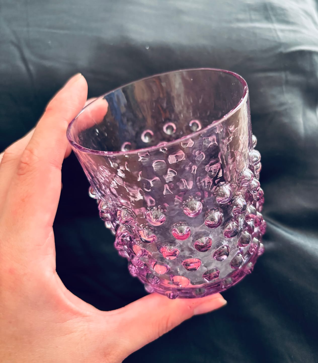 Customer photo review of Whiskey Sklenice Hobnail Lilac