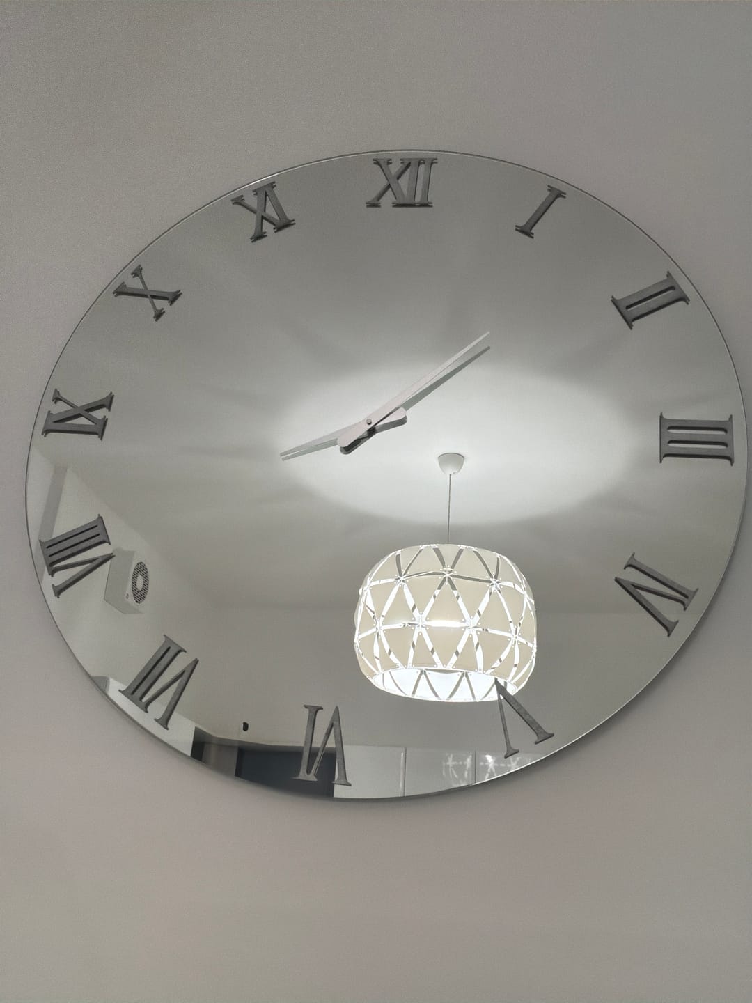 Customer photo review of Orologio da parete in vetro a specchio