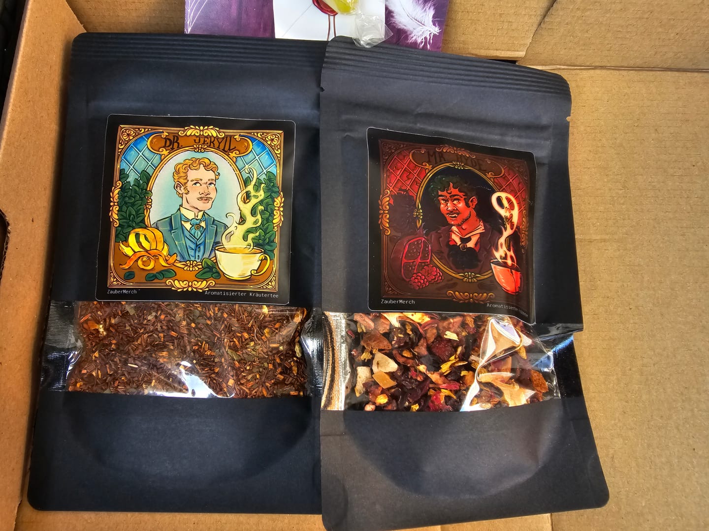 Customer photo review of Packaging