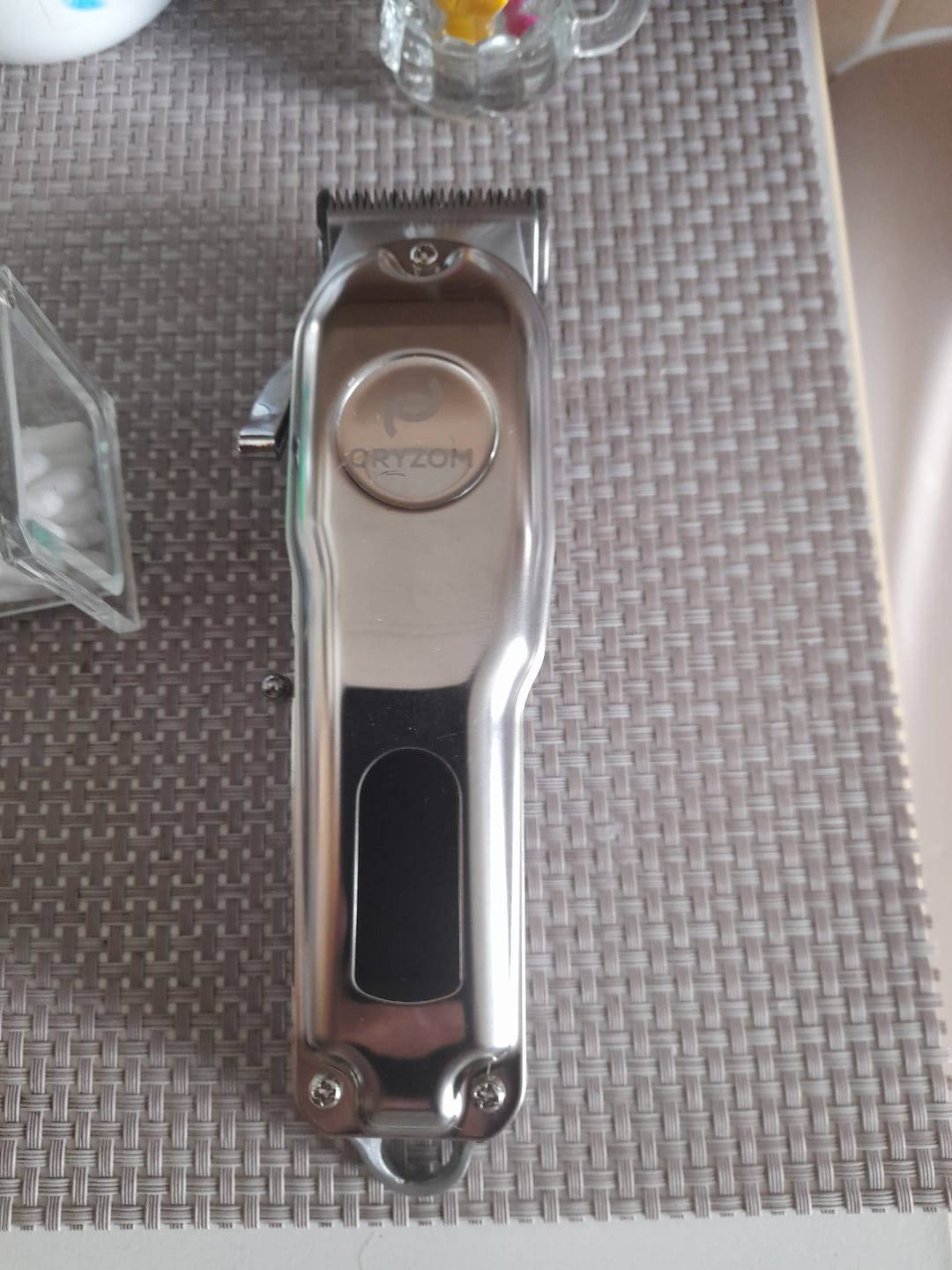 Customer photo review of Oryzom ProTrim 2.0 – Präzise Edelstahlklingen und kraftvoller Motor für gleichmäßige Schnitte bei Haar & Bart