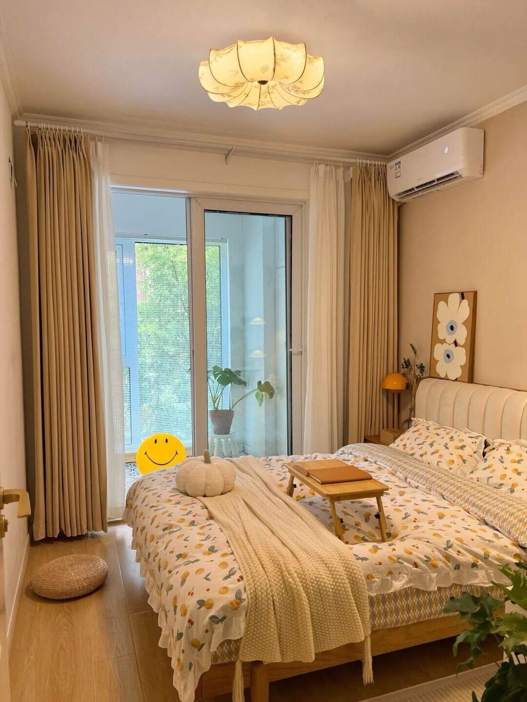 Customer photo review of Beige Fabric Ceiling Light, Flush Mount, Warm Light, 50 cm