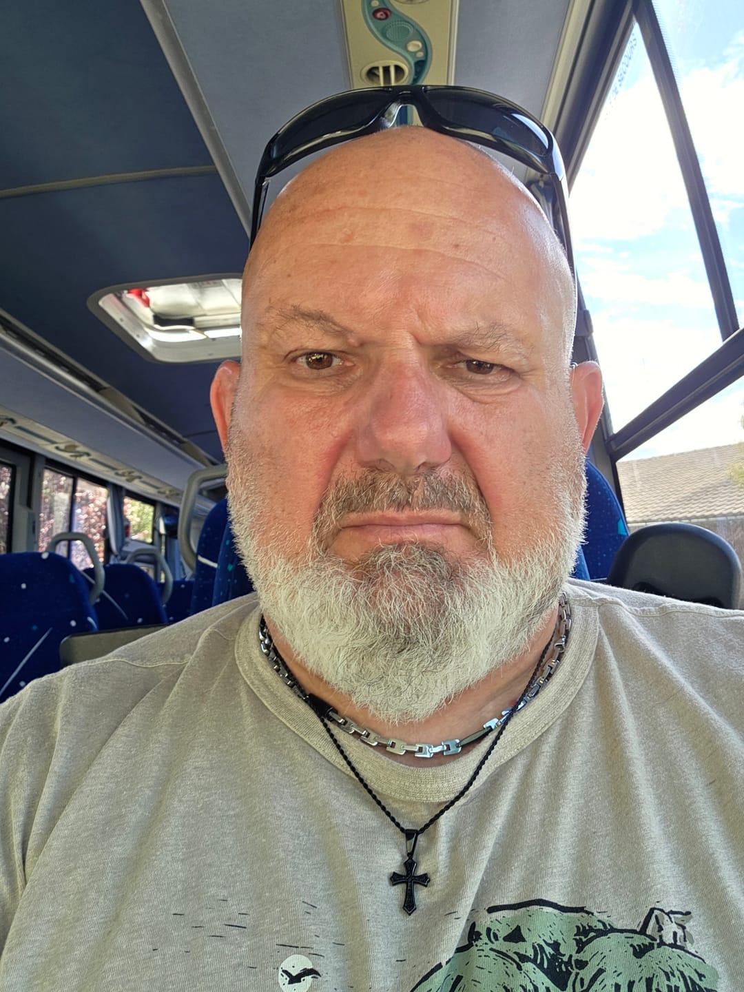 Customer photo review of Collier Croix d’Espérance