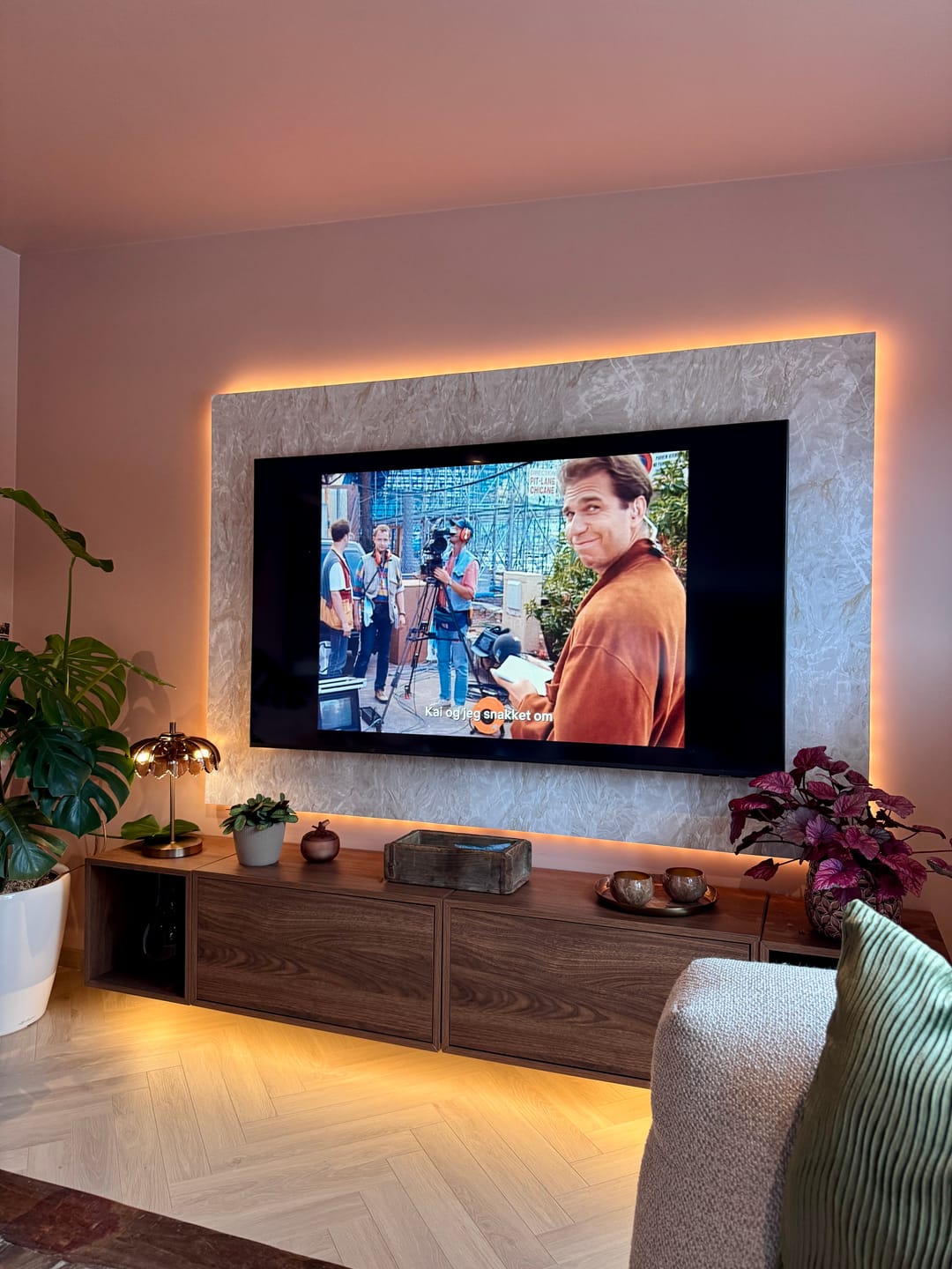 Customer photo review of Cortes marmor kontaktplast
