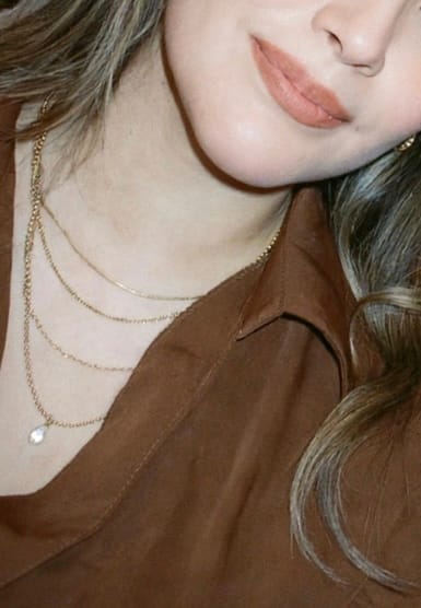 Customer photo review of Collar Cuatro Capas Con Gota Zirconia