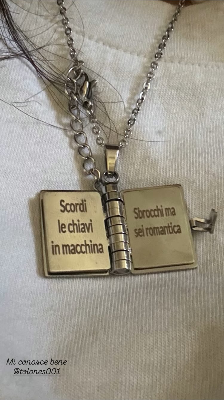 Customer photo review of Portachiavi/Collana Book - Senti che non puoi farcela