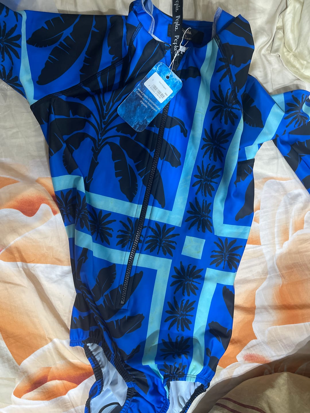 Customer photo review of Serene Rashguard