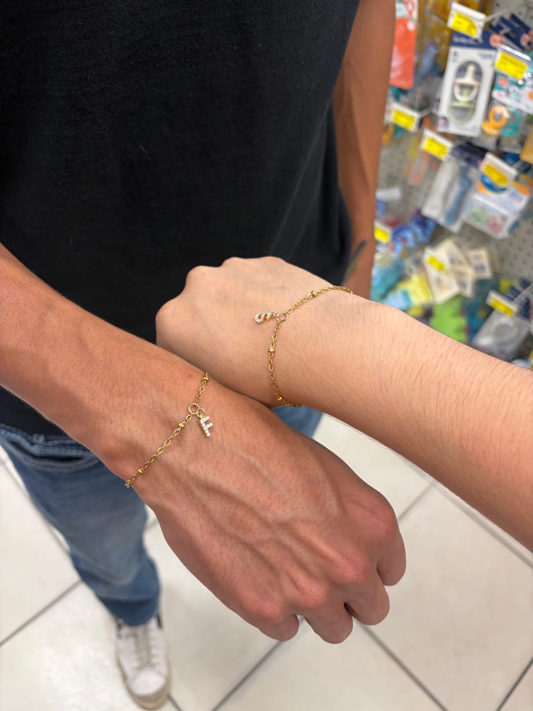 Customer photo review of Brazalete Eterno