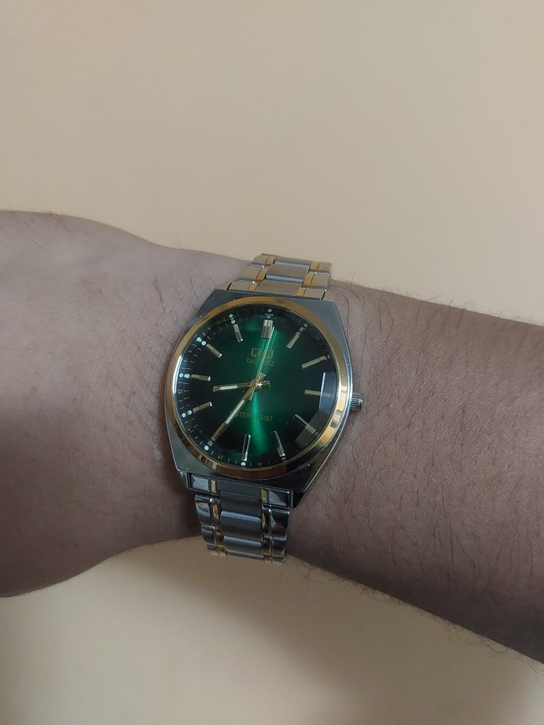 Customer photo review of Reloj Q&Q JDM QB78-422 Cristal Mineral Biselado 36mm