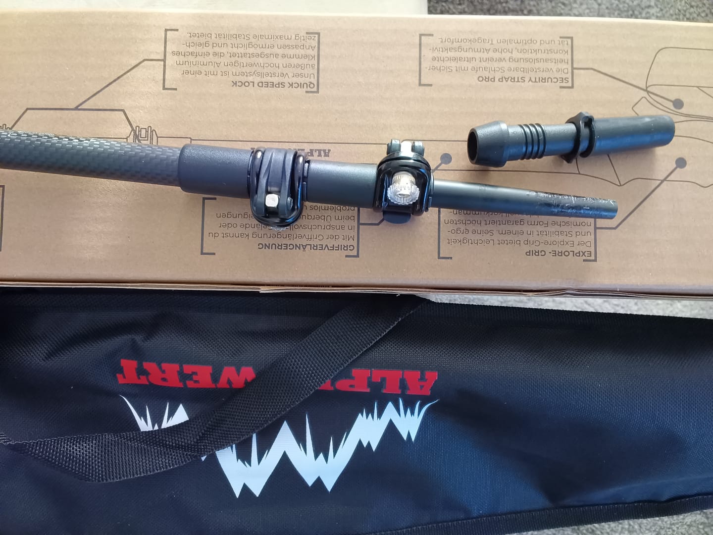 Customer photo review of Teleskop Wanderstöcke