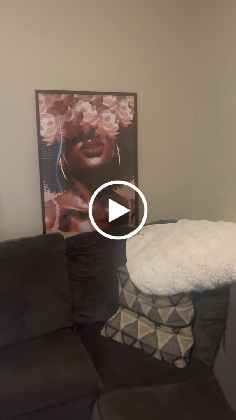 Customer video review of White Roses