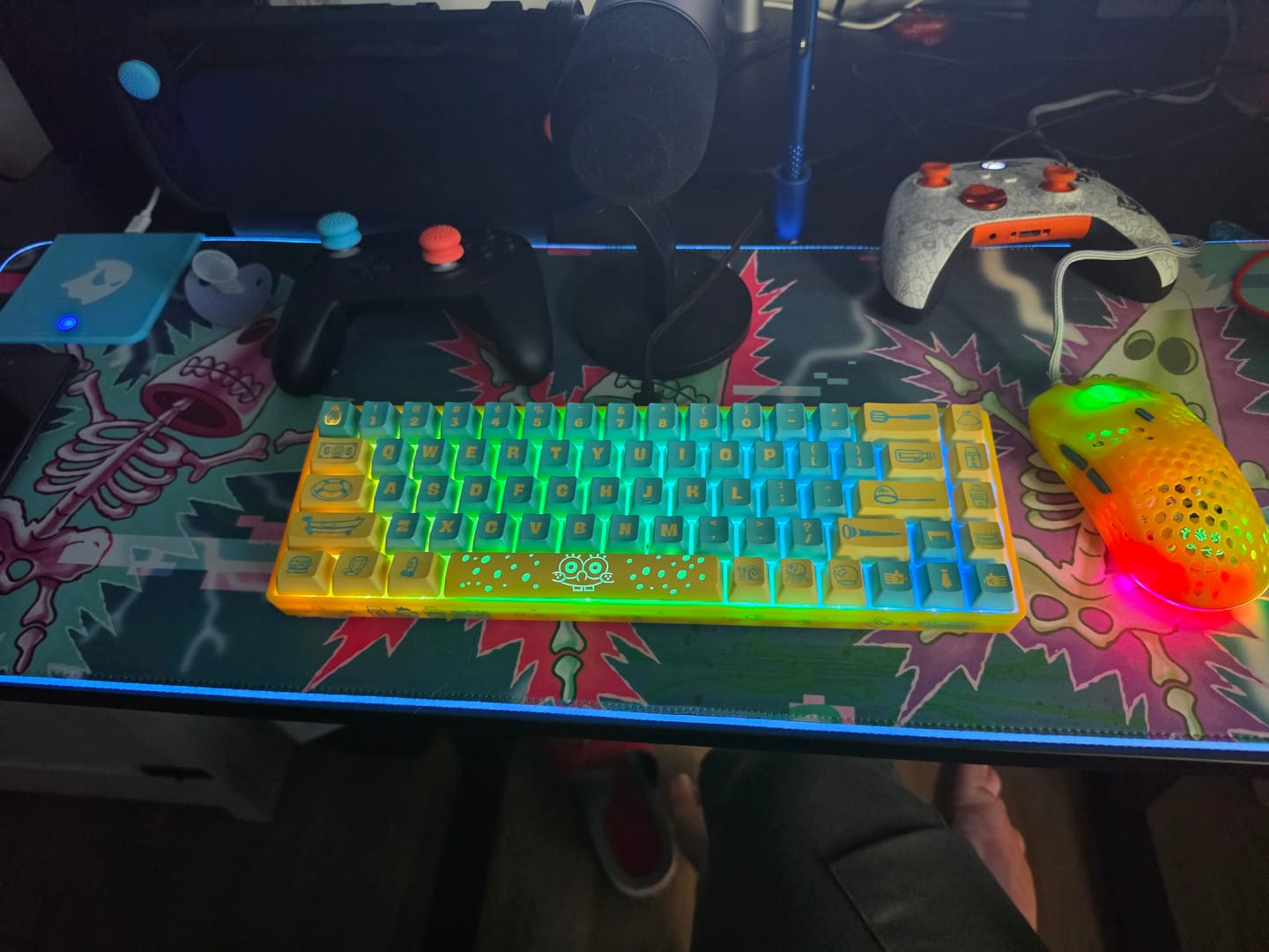 Customer photo review of SpongeBob P1 Skeleton Patrick RGB Mousepad - MD
