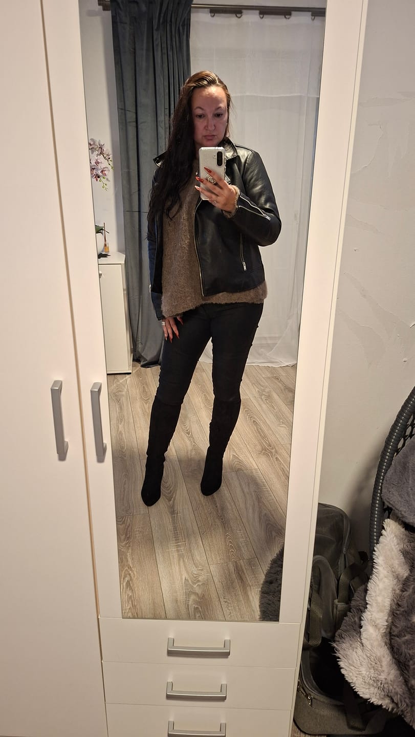 Customer photo review of Ultra-Soft Off-Shoulder Knit
