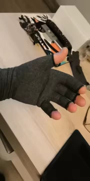 Customer photo review of Gants de compression en bambou