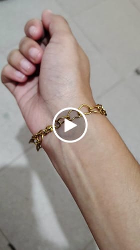 Customer video review of Pulsera Eslabon Contorno Corazon